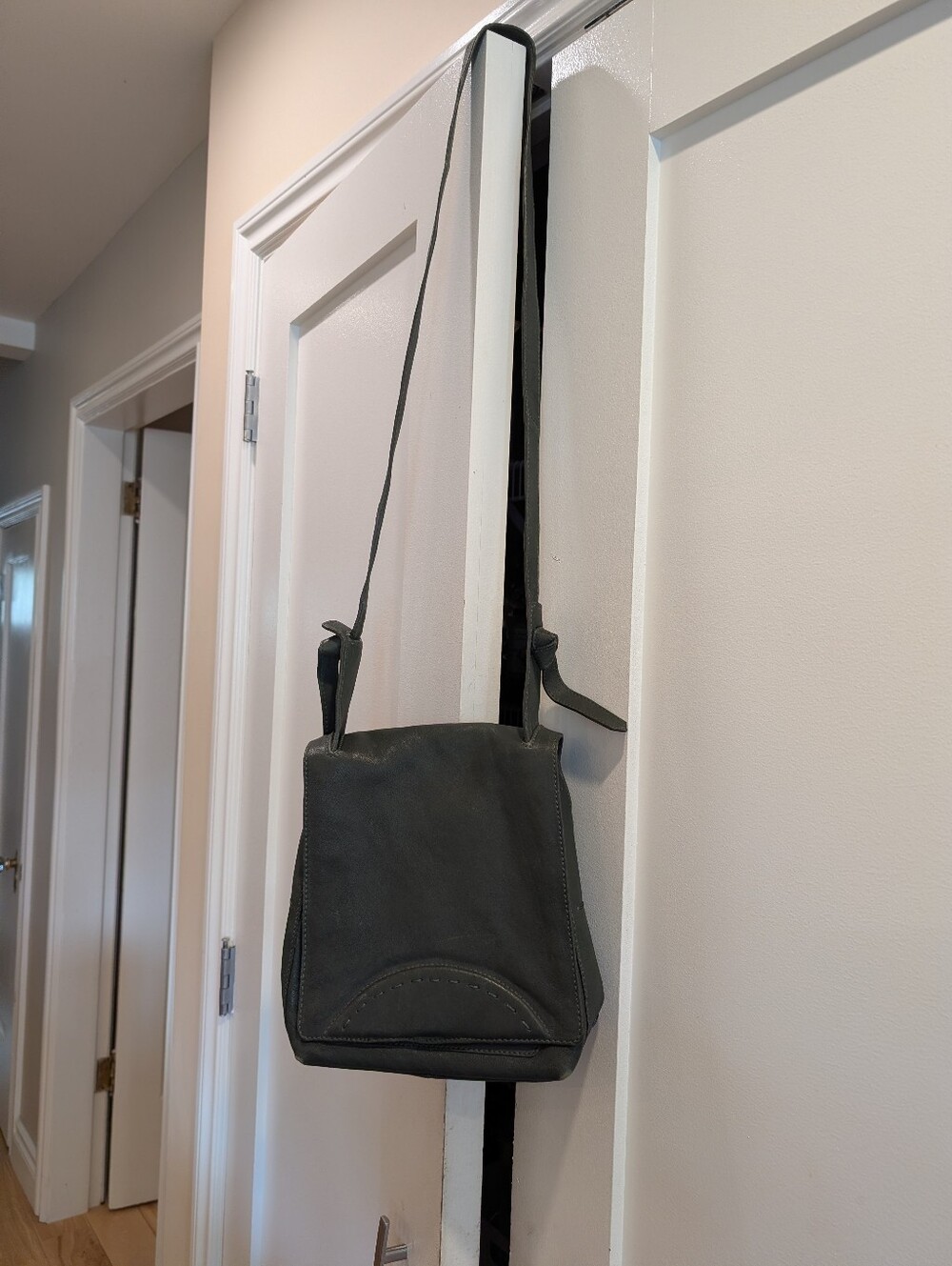 Nino Bossi Green Leather Bag
